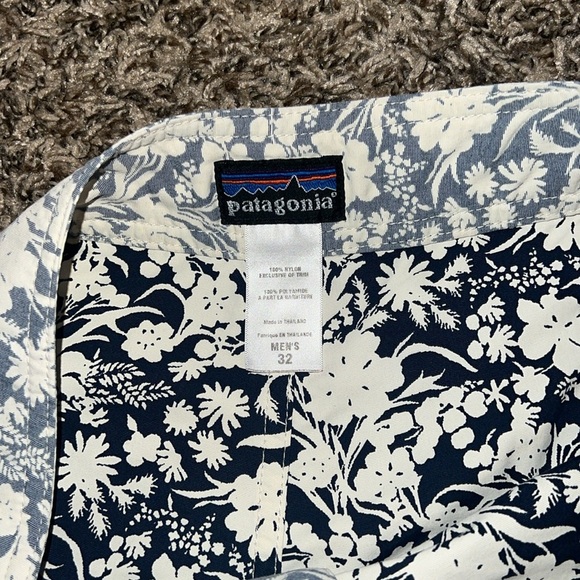 Patagonia swim size 32 - Picture 2 of 8